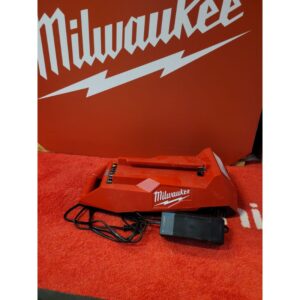 Milwaukee MX FUEL lader DEMO